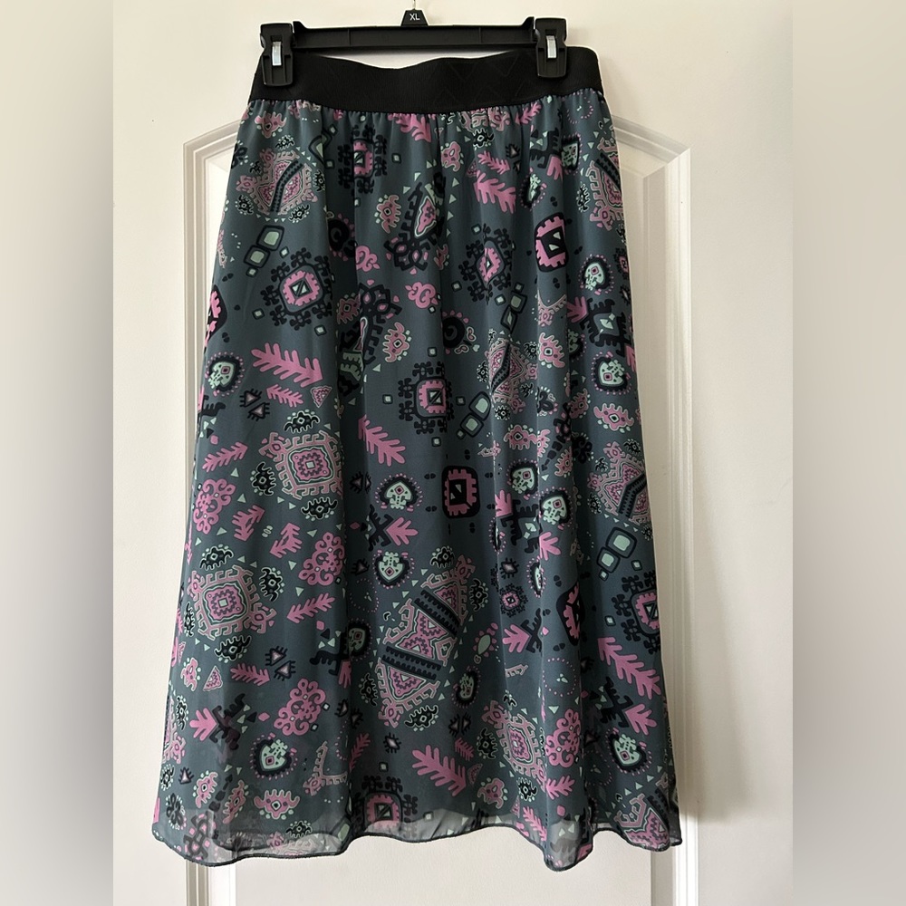 Lularoe, Lola, Flowy skirt, XL, Tribal print, Pastel, Purple, Green, Grey